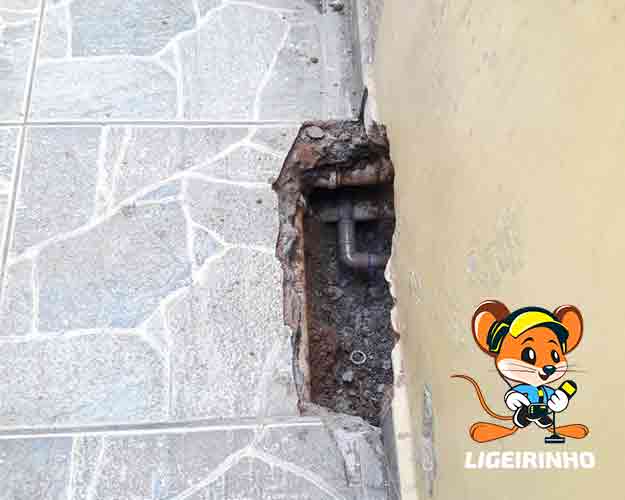 Caça vazamento de água na parede, solo, teto, laje e coluna com laudo e garantia